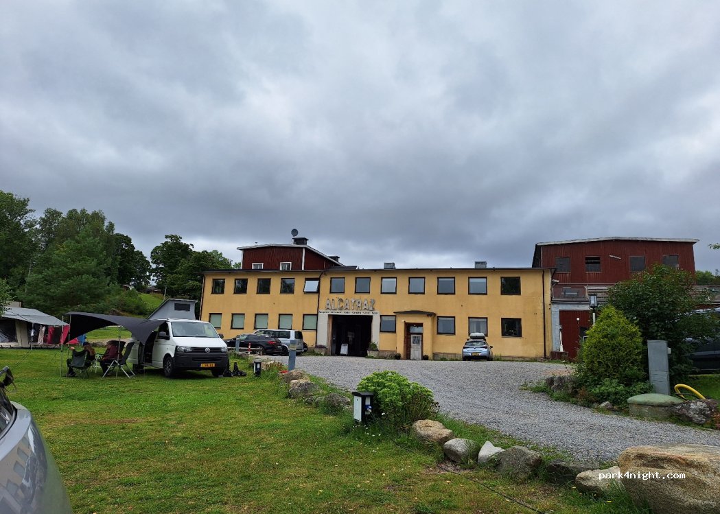 Alcatraz Camping, Hostel, Canoe & Kayak Rental — foto 3