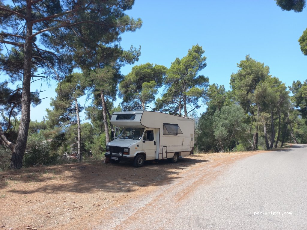 (303 00) Nafpaktos - 8 Drakou — foto
