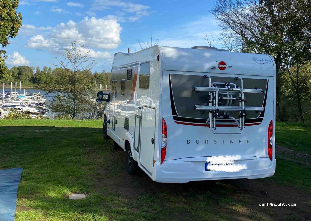 Wohnmobilstellplatz Yachthafen Emmerich — foto 2