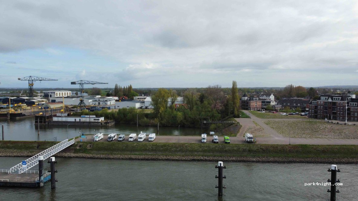 Camperplaatsen Europakade — foto 3