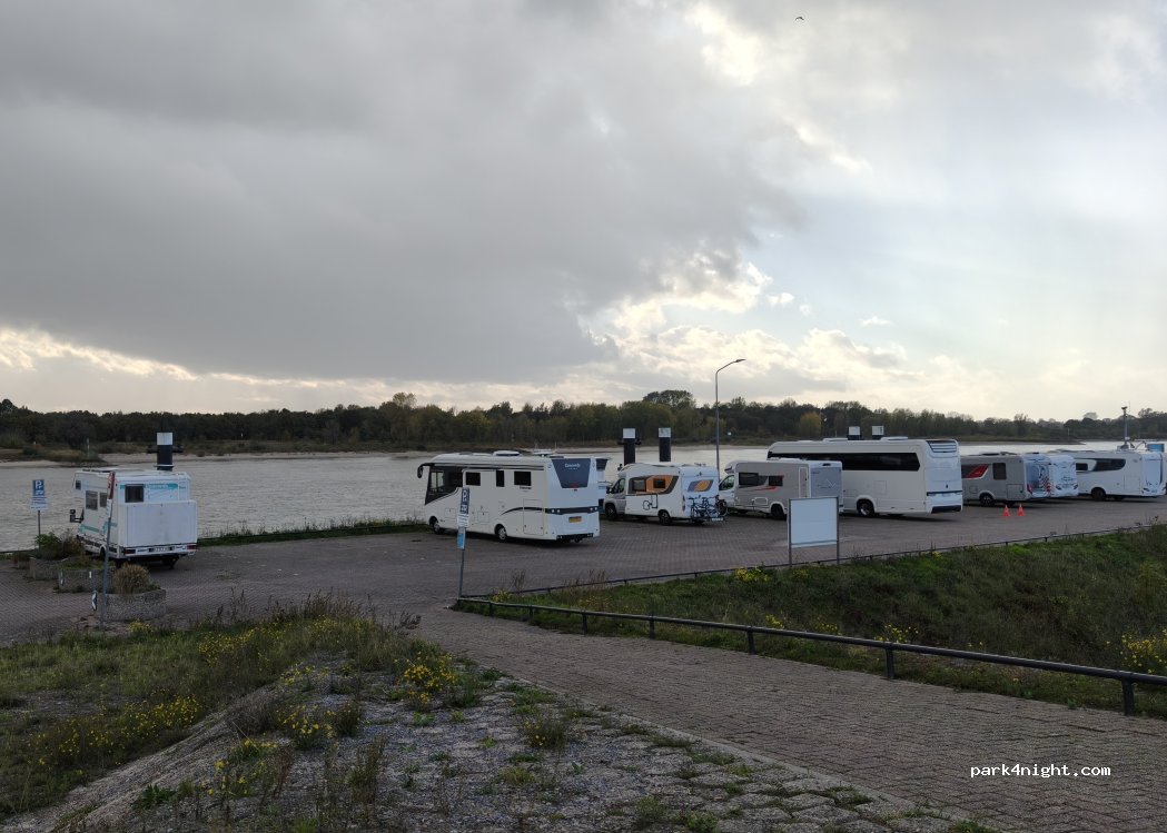Camperplaatsen Europakade — foto 5
