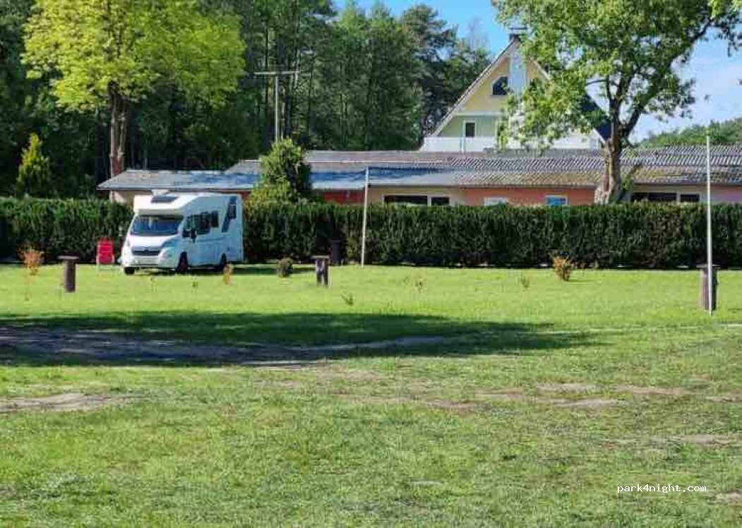 Am Groß Labenzer See campsite — foto