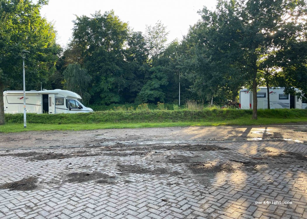 (3958 ER) Amerongen - 8 Burgwal — foto 2