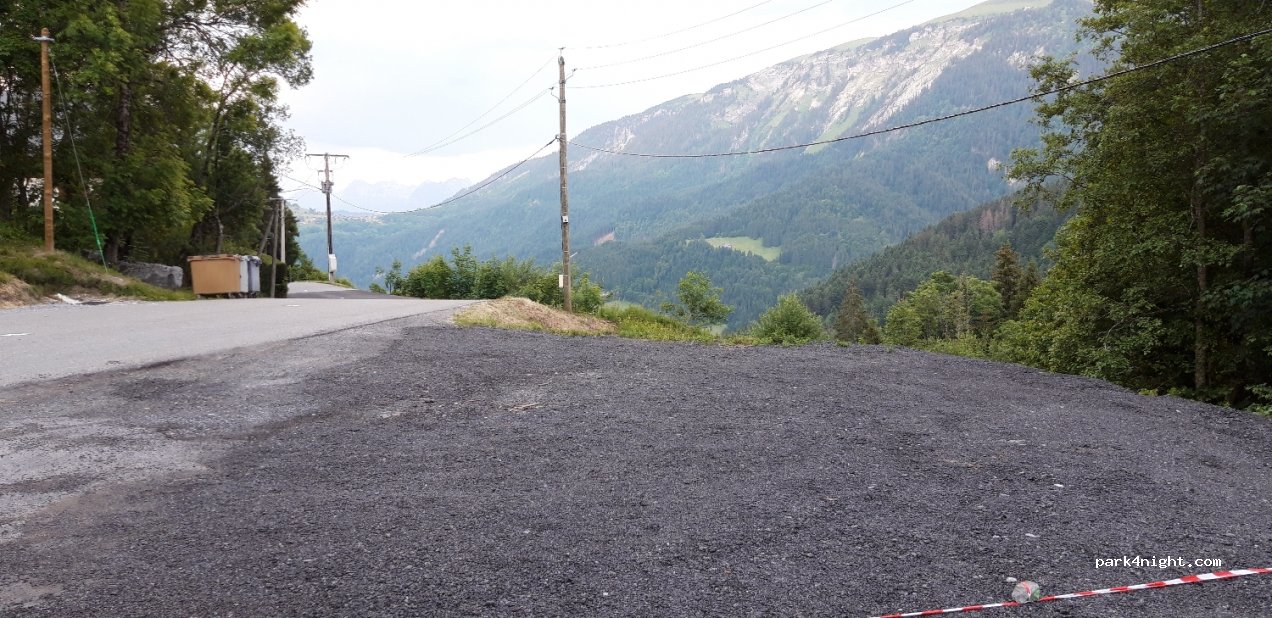 (74950) Le Reposoir - Route de la Colombière — foto 2