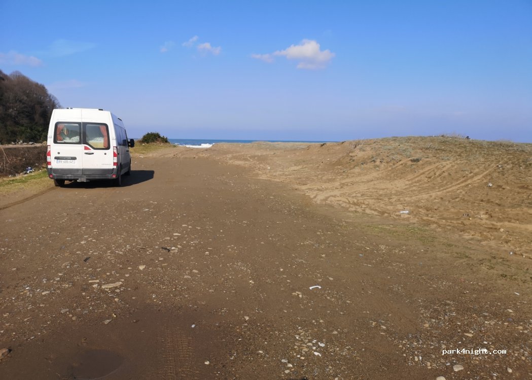 (74110) Hatipler - Unnamed Road — foto
