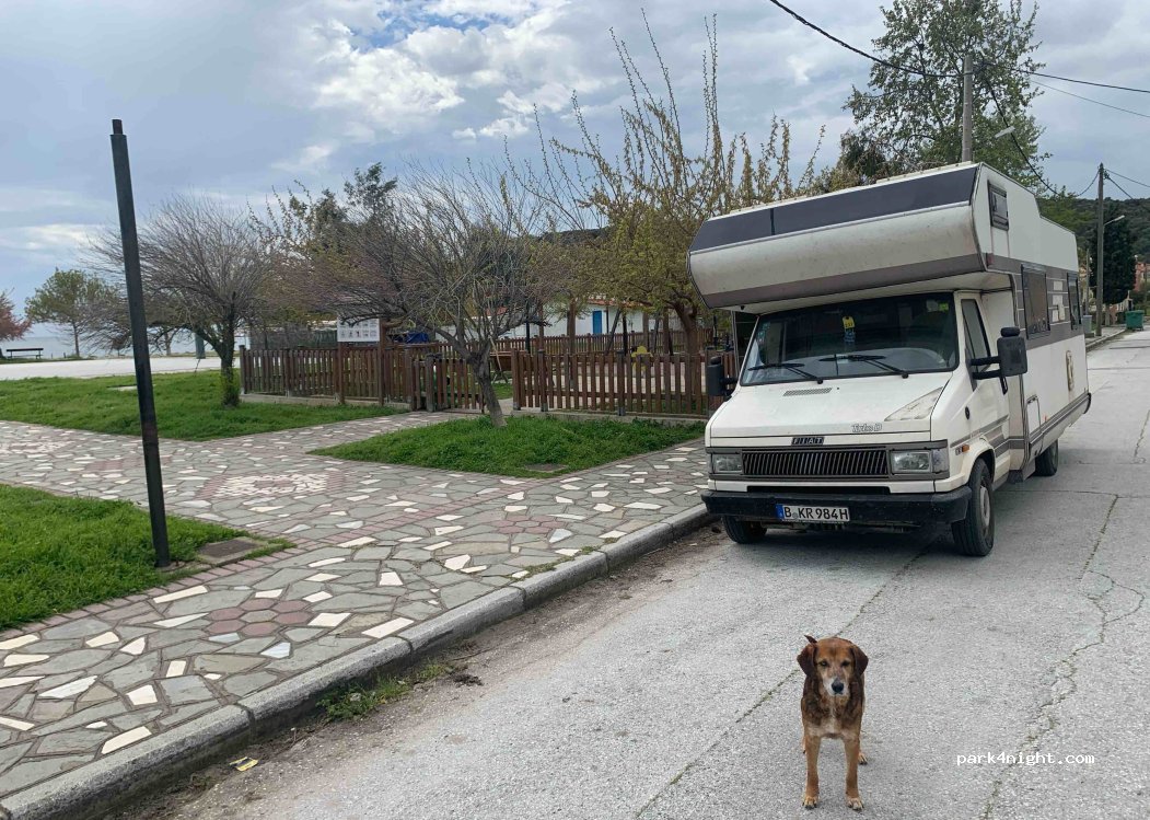 (640 06) Nea Karvali - 5 Georgiou Papandreou — foto 4