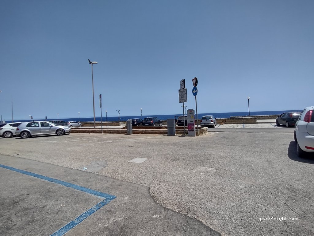 (73039) Marina Porto - 127 Via Colombo — foto 4