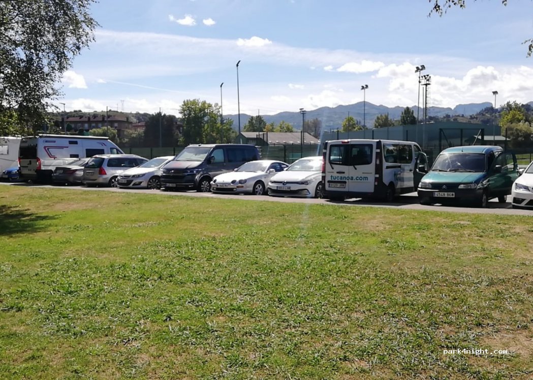 (33540) Arriondas - Carretera de Arenas — foto 2