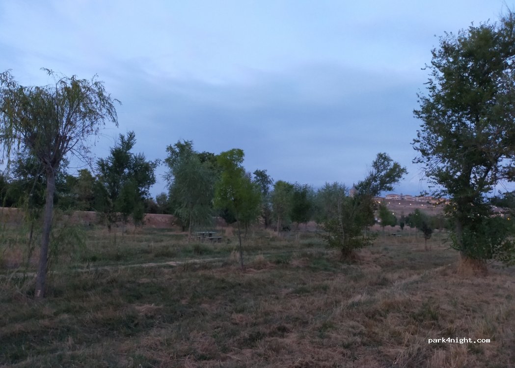 (37500) Ciudad Rodrigo - 24 Calle Bajada de Santa Cruz — foto 2