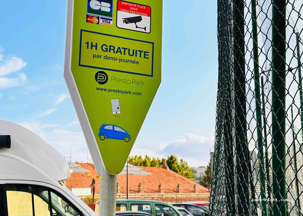 (06130) Grasse - 26 Boulevard Jacques Crouet — foto 2
