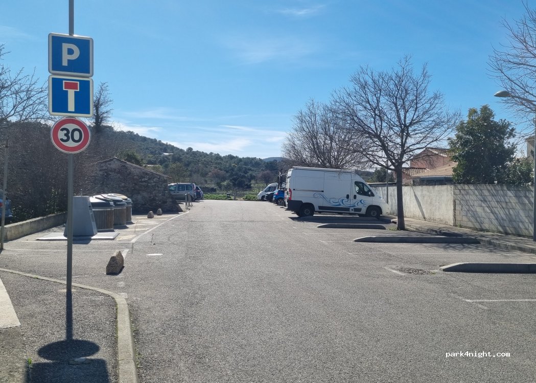 (83260) La Crau - 10 Rue du Jardin de Notre Dame — foto