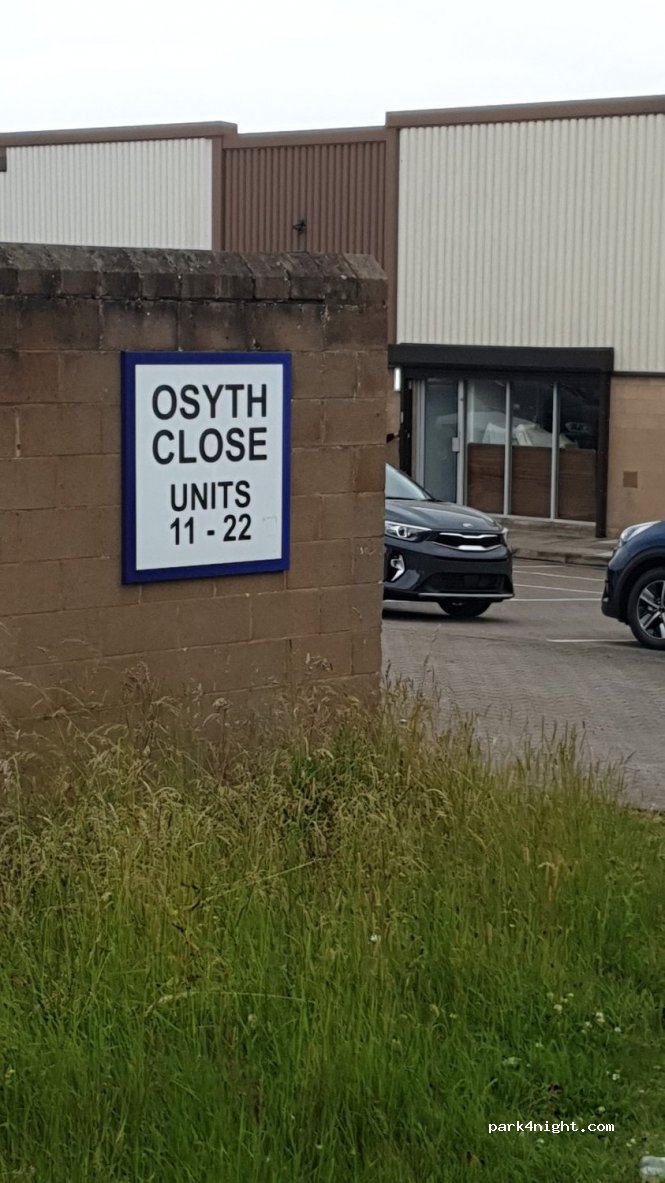 (NN4 7DY)  - 15 Osyth Close — foto