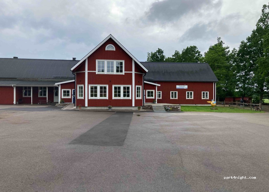 (355 96) Kalvsvik - Unnamed Road — foto 3