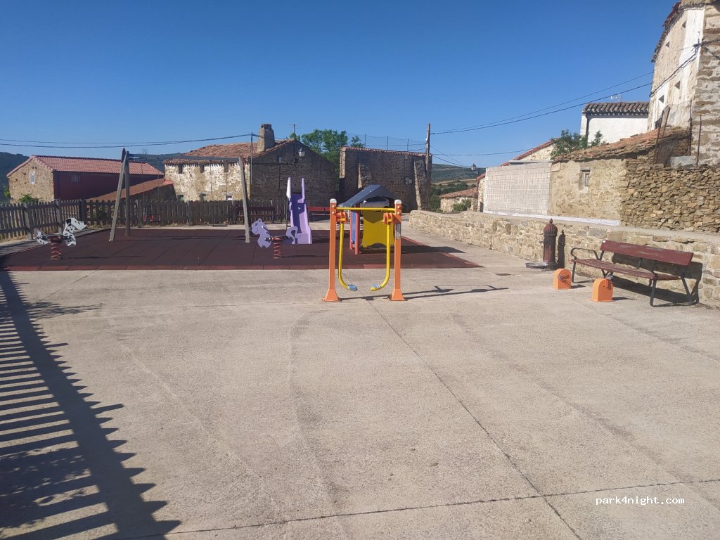 (42181) Valtajeros - 23D Calle las Cuestas — foto