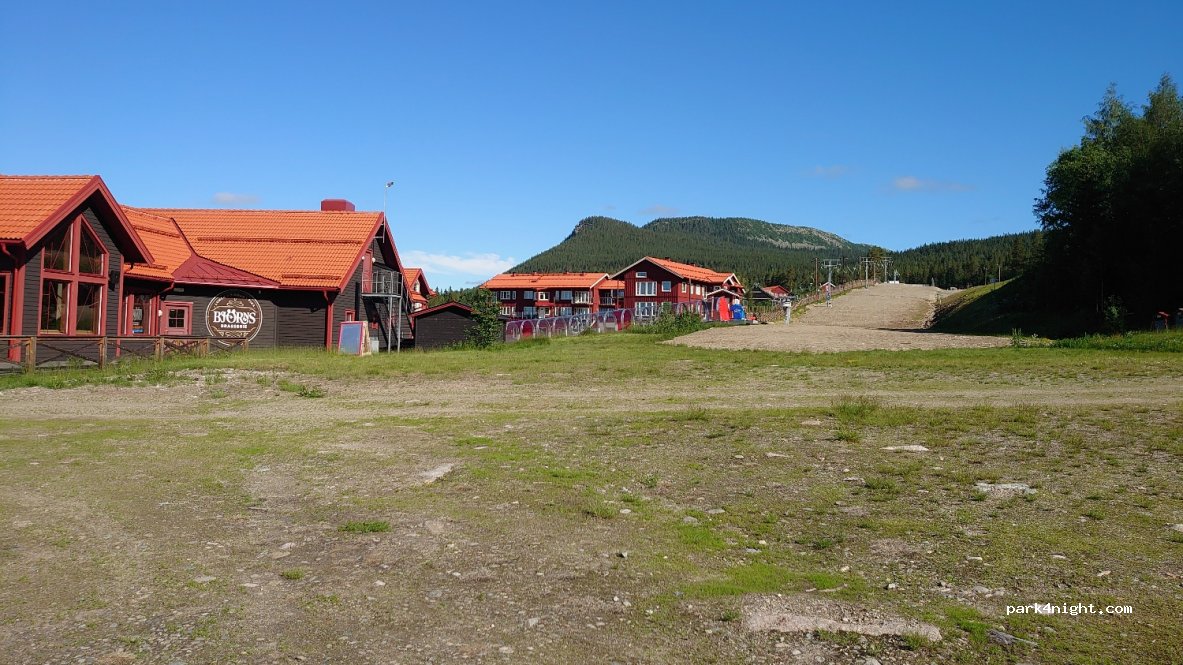 (840 92)  - 11 Björnvallsvägen — foto