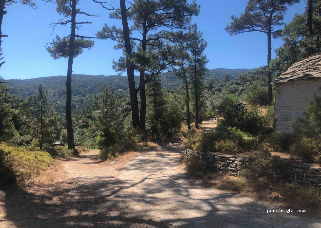 (833 01) Christos - Unnamed Road — foto 2