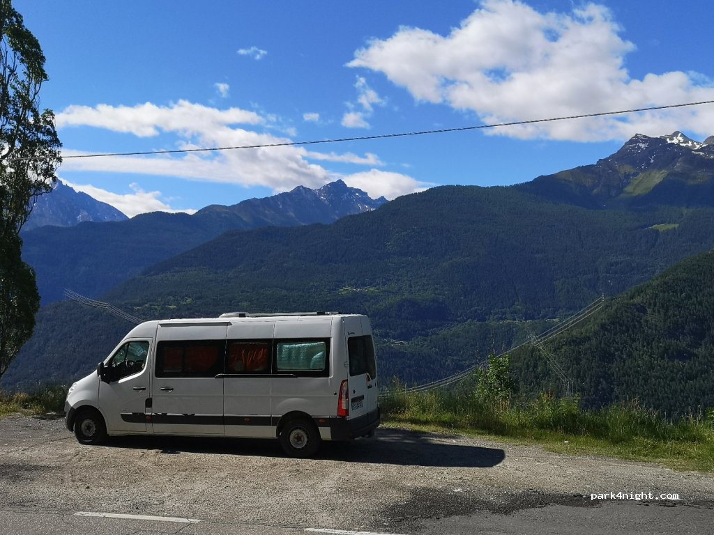 (11010) Avise AO - Strada Regionale 26 — foto