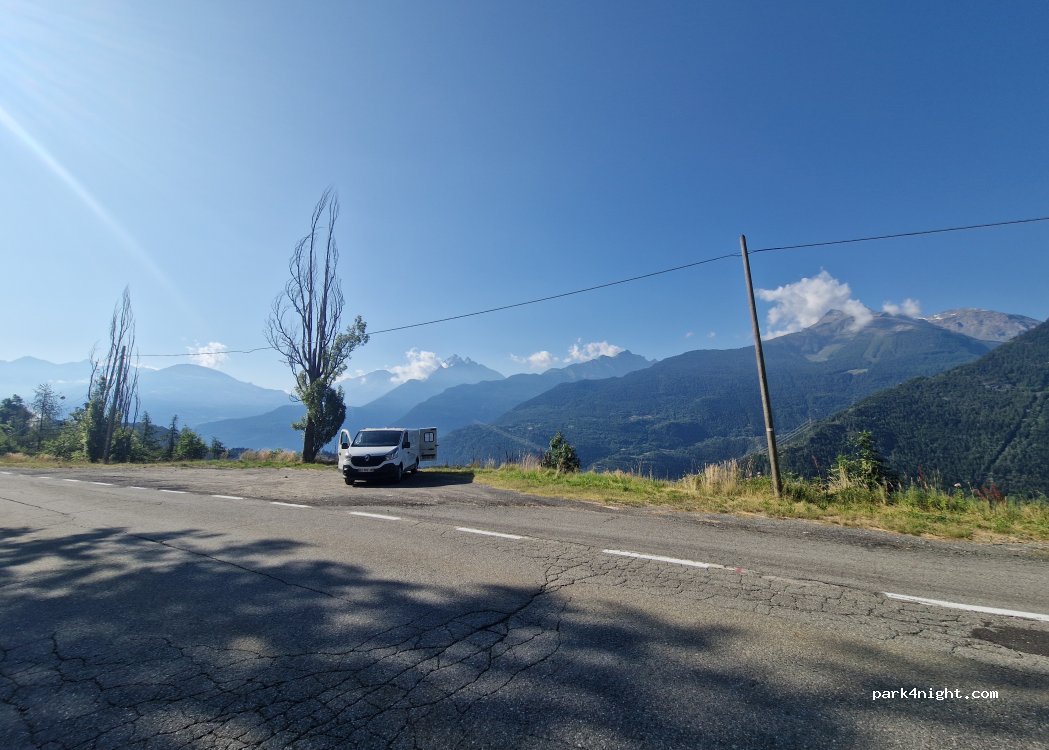 (11010) Avise AO - Strada Regionale 26 — foto 3