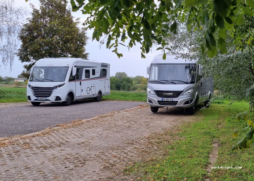(4064) Nagyhegyes - 11 Rózsa Ferenc utca — foto 4