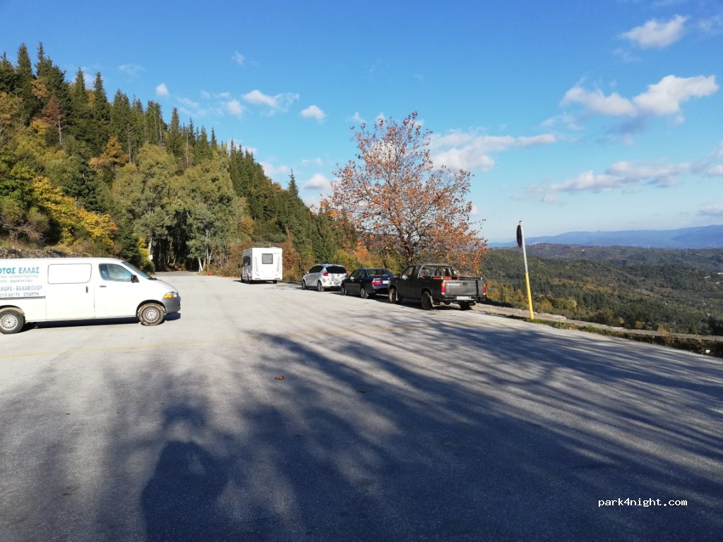 (231 00) Kato Chora - Unnamed Road — foto 2