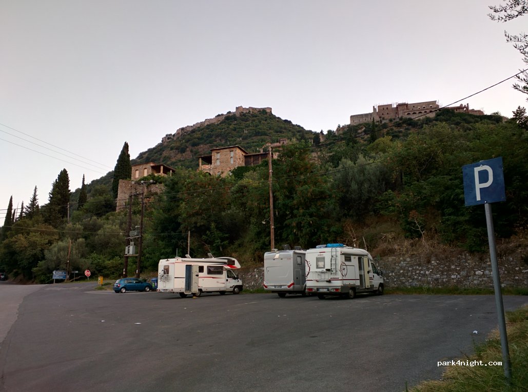 (231 00) Sparti - Unnamed Road — foto