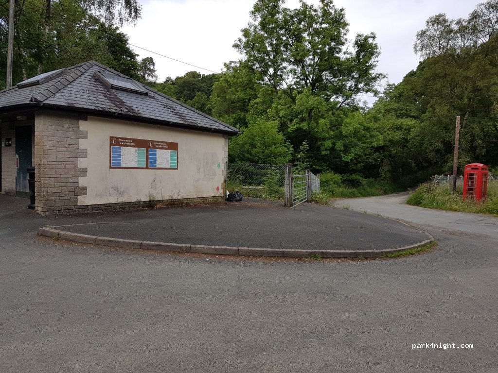 (LD1 6TS) Llandrindod Wells - A483 — foto