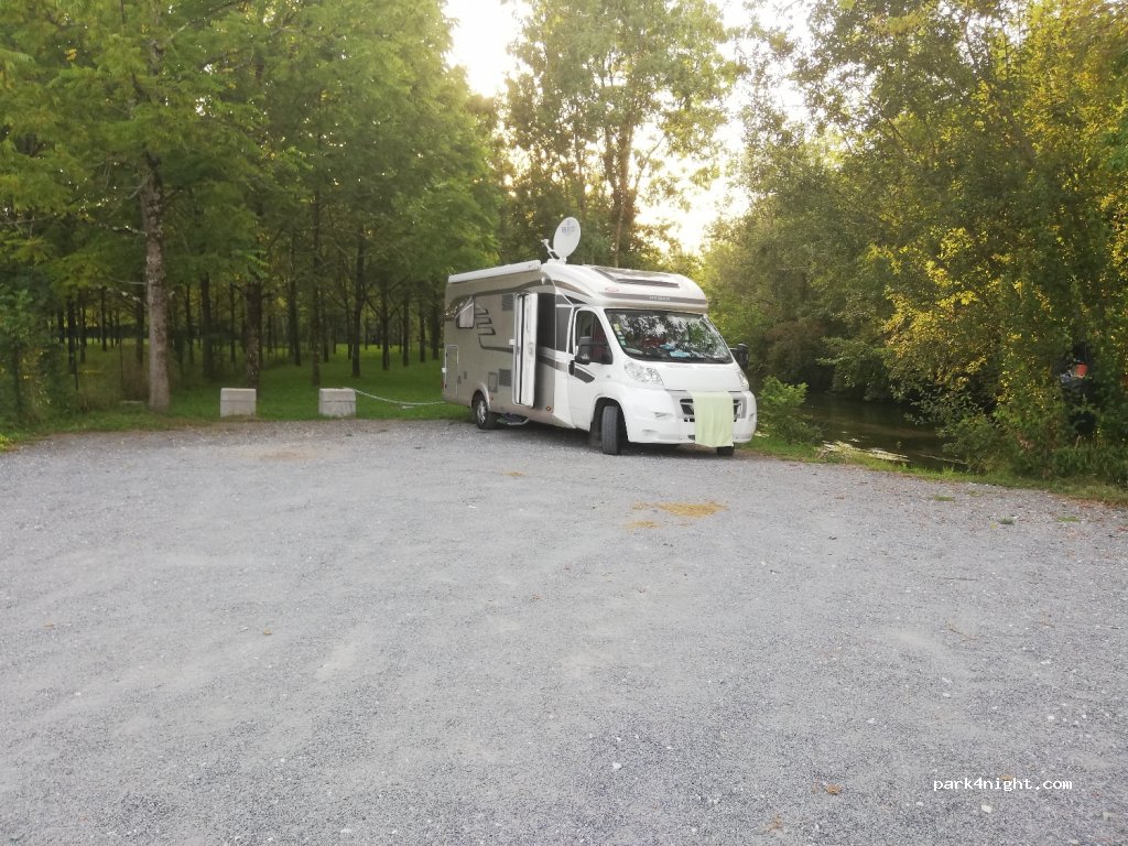 (16160) Gond-Pontouvre - 48 Rue des Anglades — foto