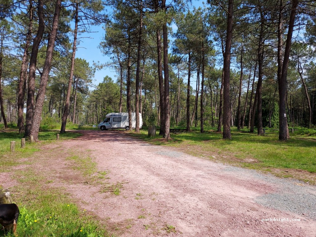 (50770) Pirou - Unnamed Road — foto 2
