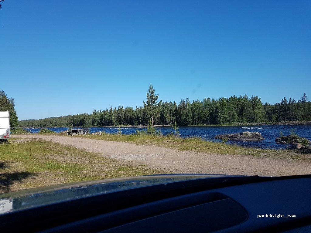 (942 95) Vidsel - Unnamed Road — foto