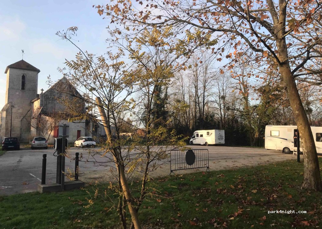 (17100) Les Gonds - 10 Rue Hector Berlioz — foto 4