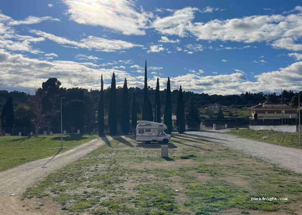 Area de autocaravanas Darnius — foto 4