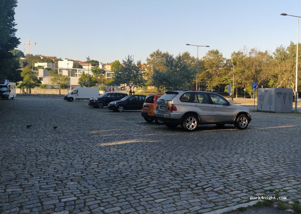 (4100-062) Porto - 17 Rua de António Aroso — foto