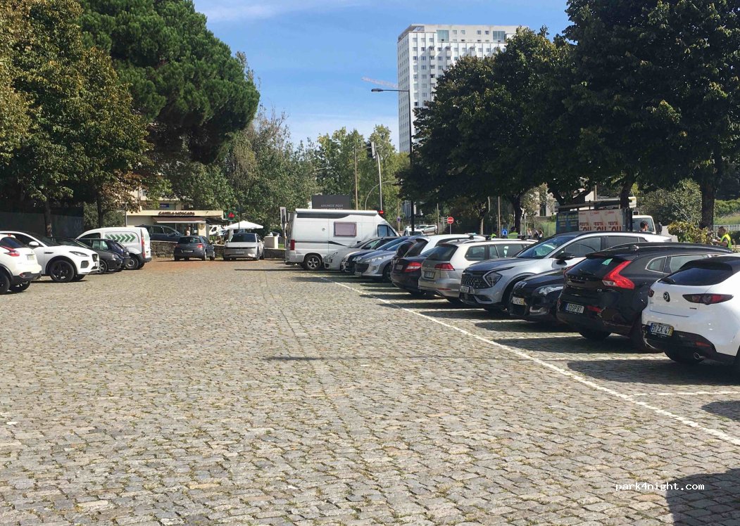 (4100-062) Porto - 17 Rua de António Aroso — foto 3