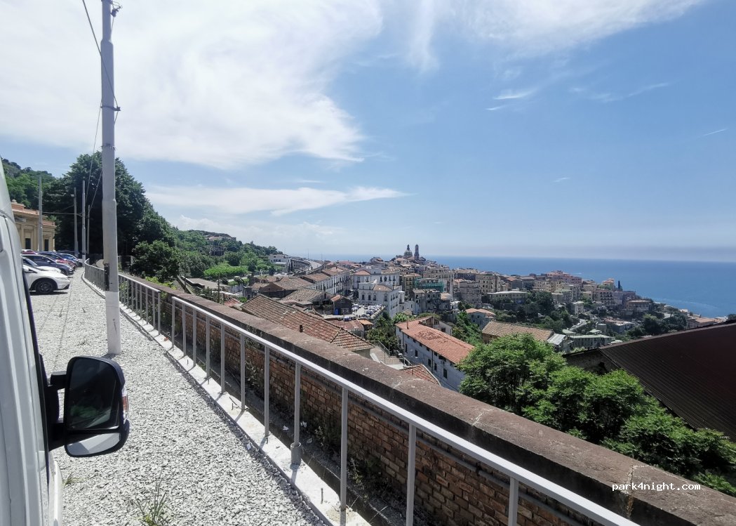 (84019) Vietri sul Mare - Via Ferrovia — foto 2