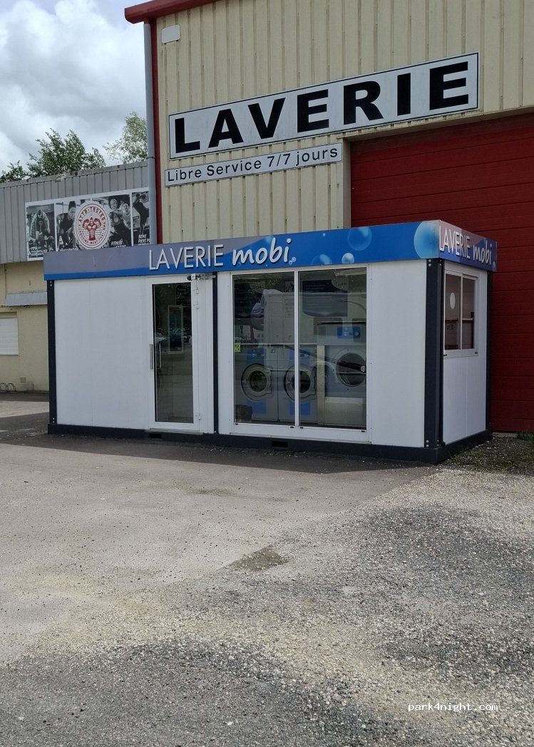 (10800) Saint-Julien-les-Villas - 122 Avenue Michel Baroin — foto 2