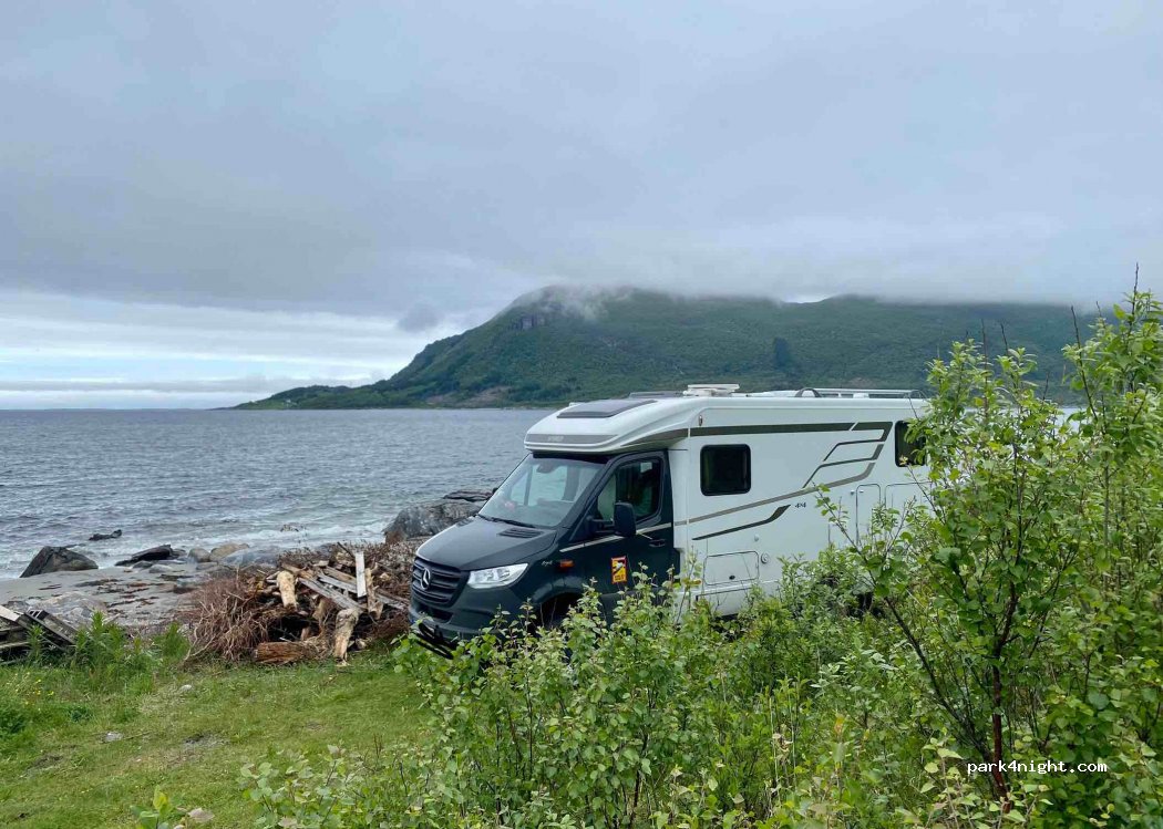 (8145)  - 2 Stokkåga — foto