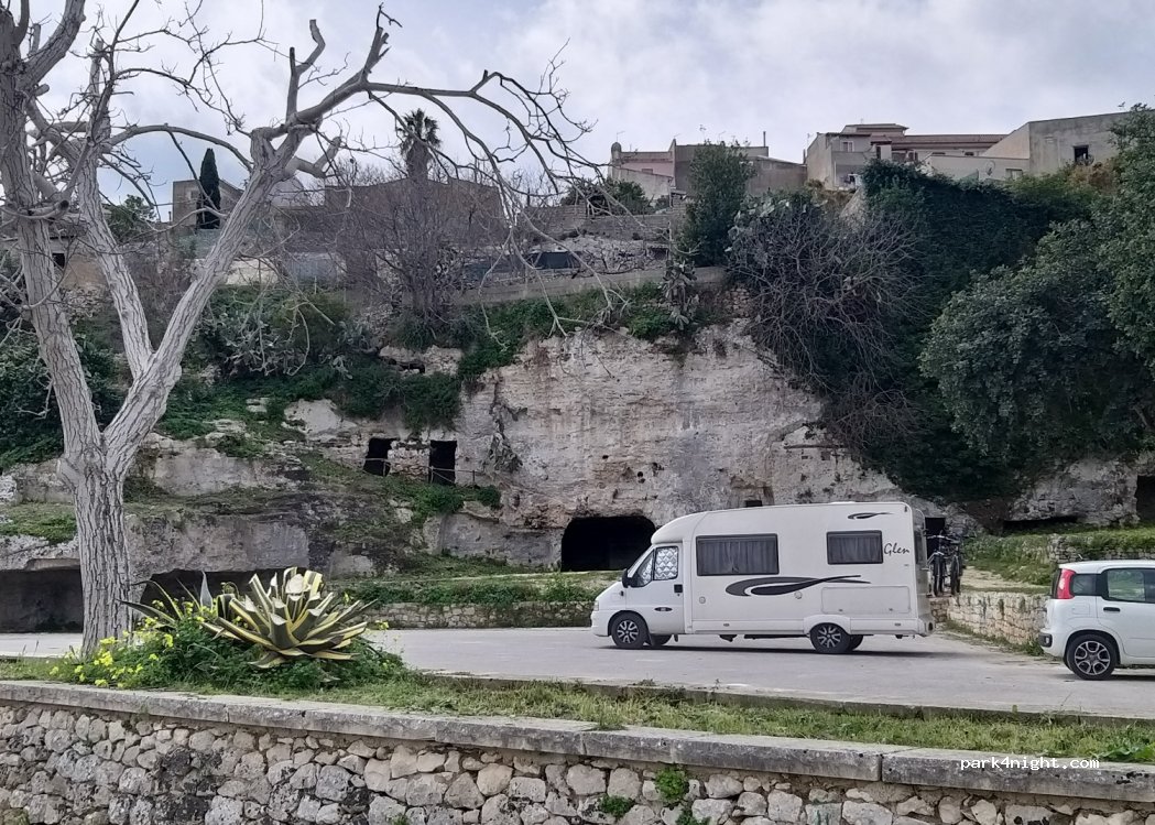 (97014) Ispica - Via Ispica 1 Cava d'Ispica Sud — foto 3