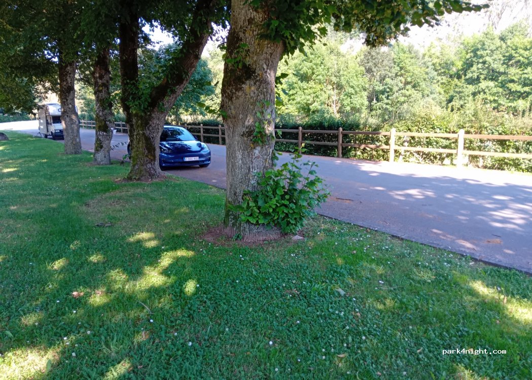(6927) Tellin - 156 Chemin de Chéfiris — foto 3