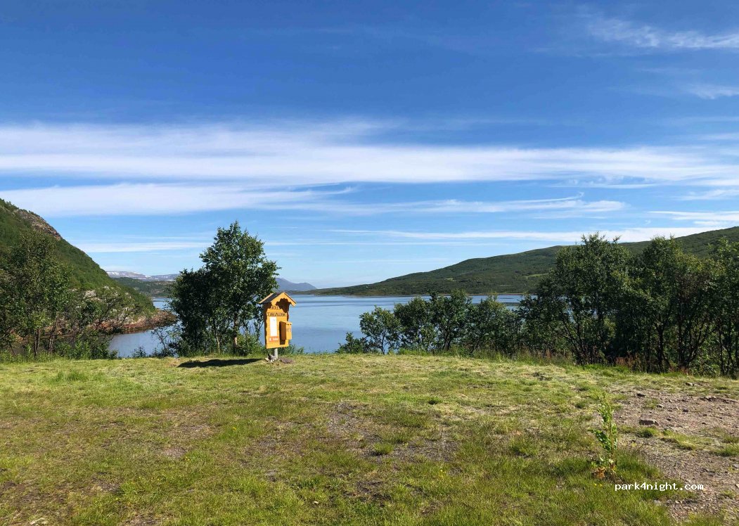 (9845) Tana - 4582 Tanafjordveien — foto
