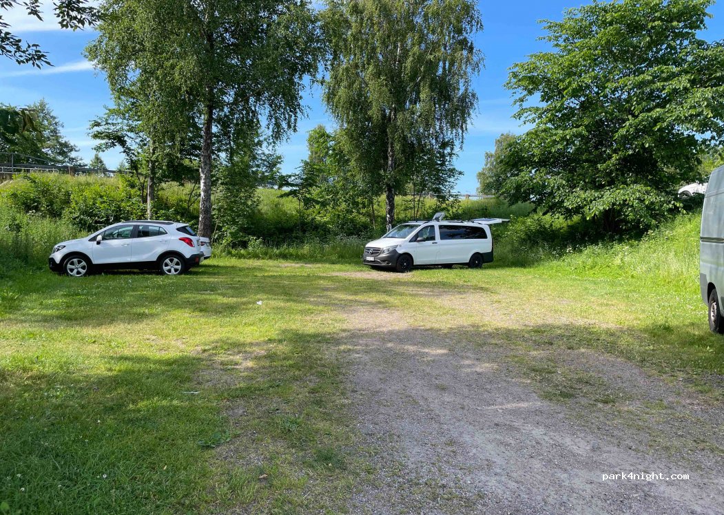 (814 31) Skutskar - 94 Östra Vägen — foto 2