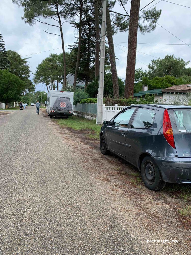 (33950) Lège-Cap-Ferret - 35 Avenue Michelet — foto 3
