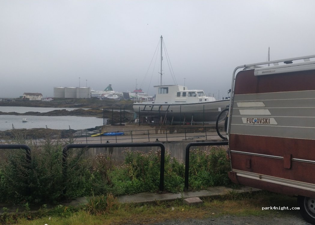 (LL65 1ER) Holyhead - 13 Maes-Y-Mor — foto 2