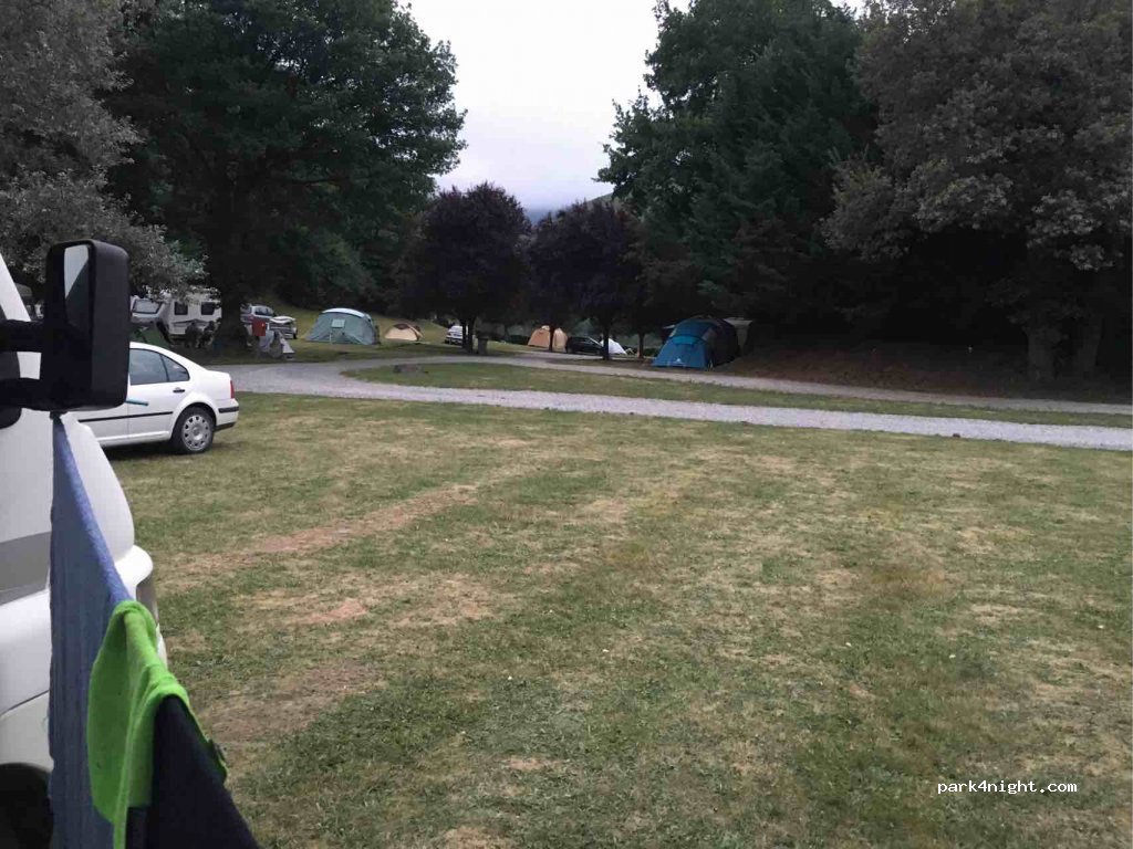 Aire Naturelle de Camping Gentils — foto