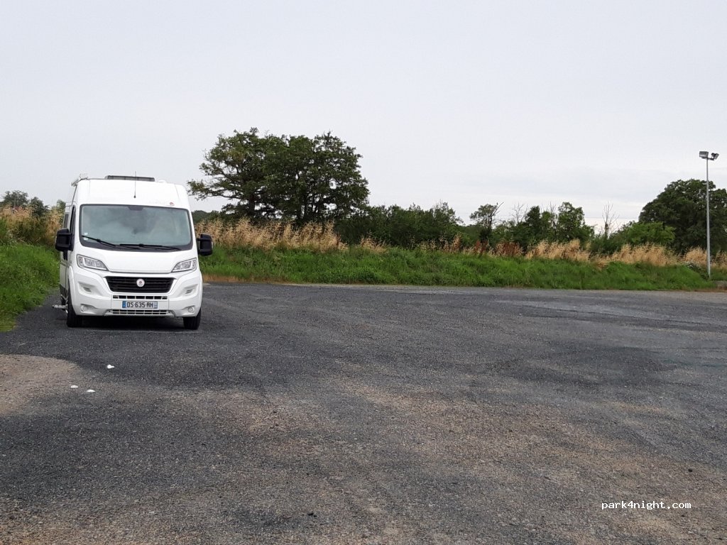 (36200) Bouesse - 3 Route d'Argenton — foto