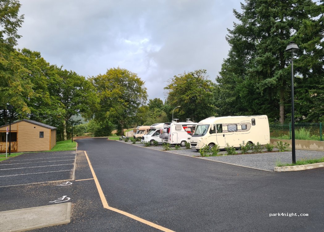 (11390) Les Martys - 2 Route de Laprade — foto