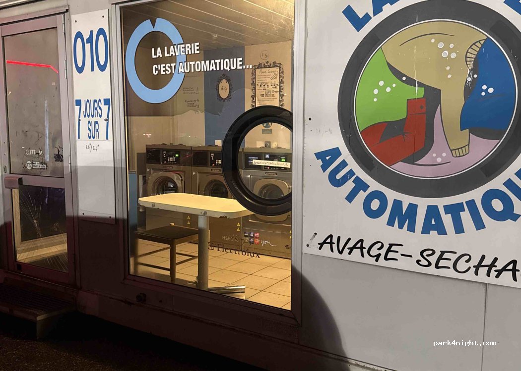 (73200) Gilly-sur-Isère - Avenue Georges Pompidou — foto