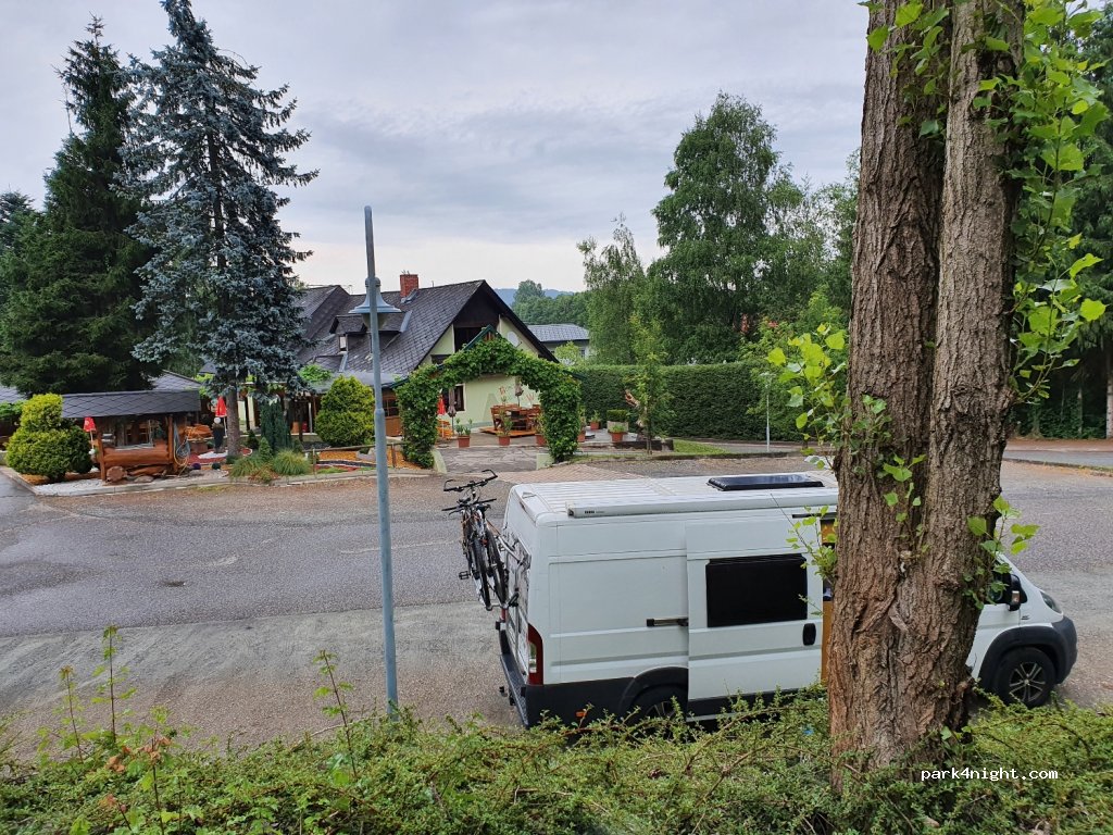 (8410) Lichendorf - 1 Lichendorfstraße — foto