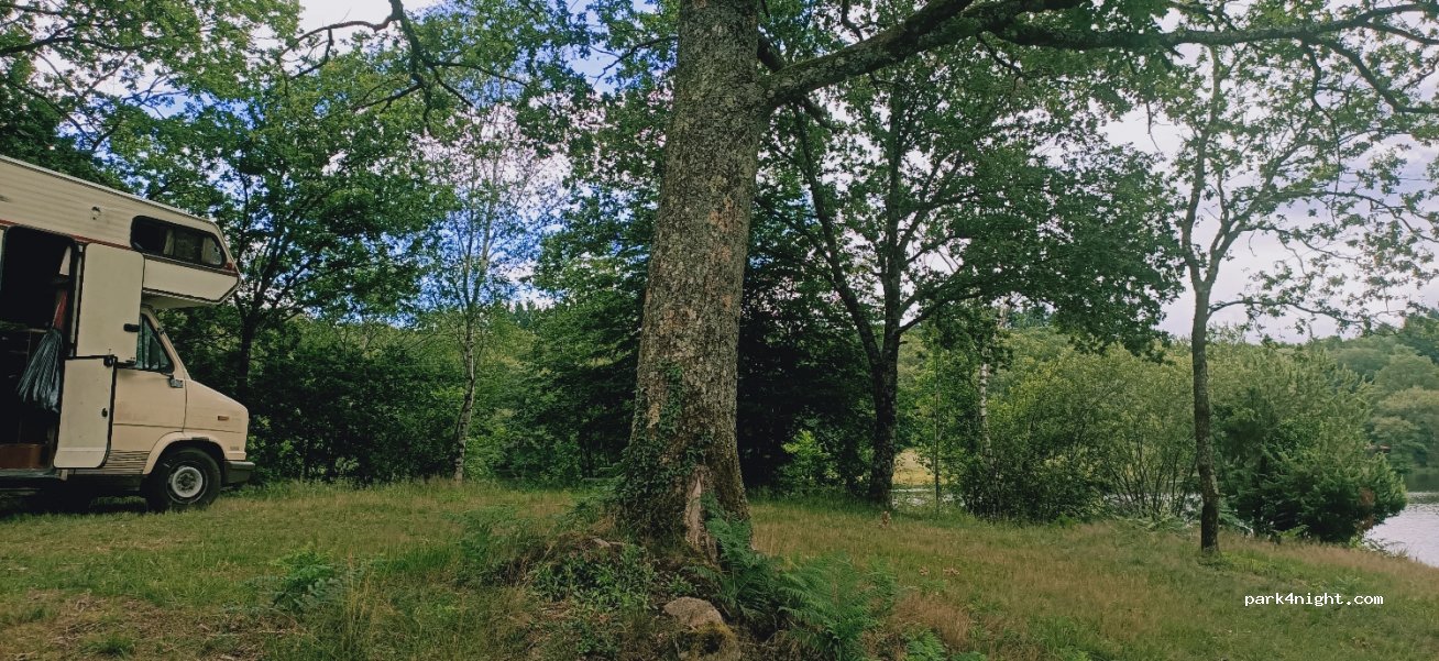 (87250) Folles - Le Pont à l'Âge — foto
