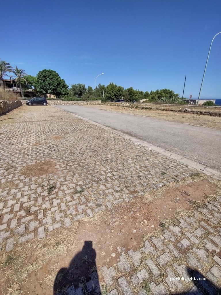 (73020) Santa Cesarea Terme - 122 Via Umberto I — foto