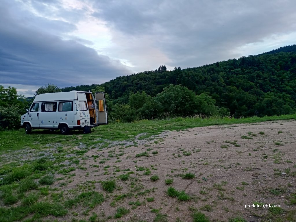 (42600) Essertines-en-Châtelneuf - D101 — foto